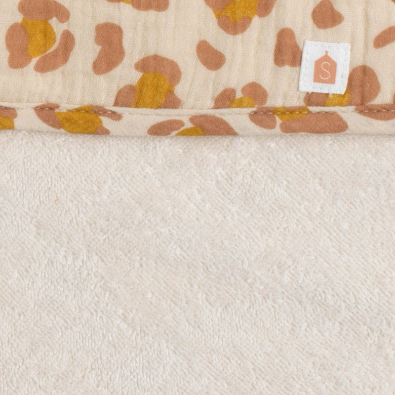 Cape de bain bébé en gaze de coton et gant léopard "Petit Chou"